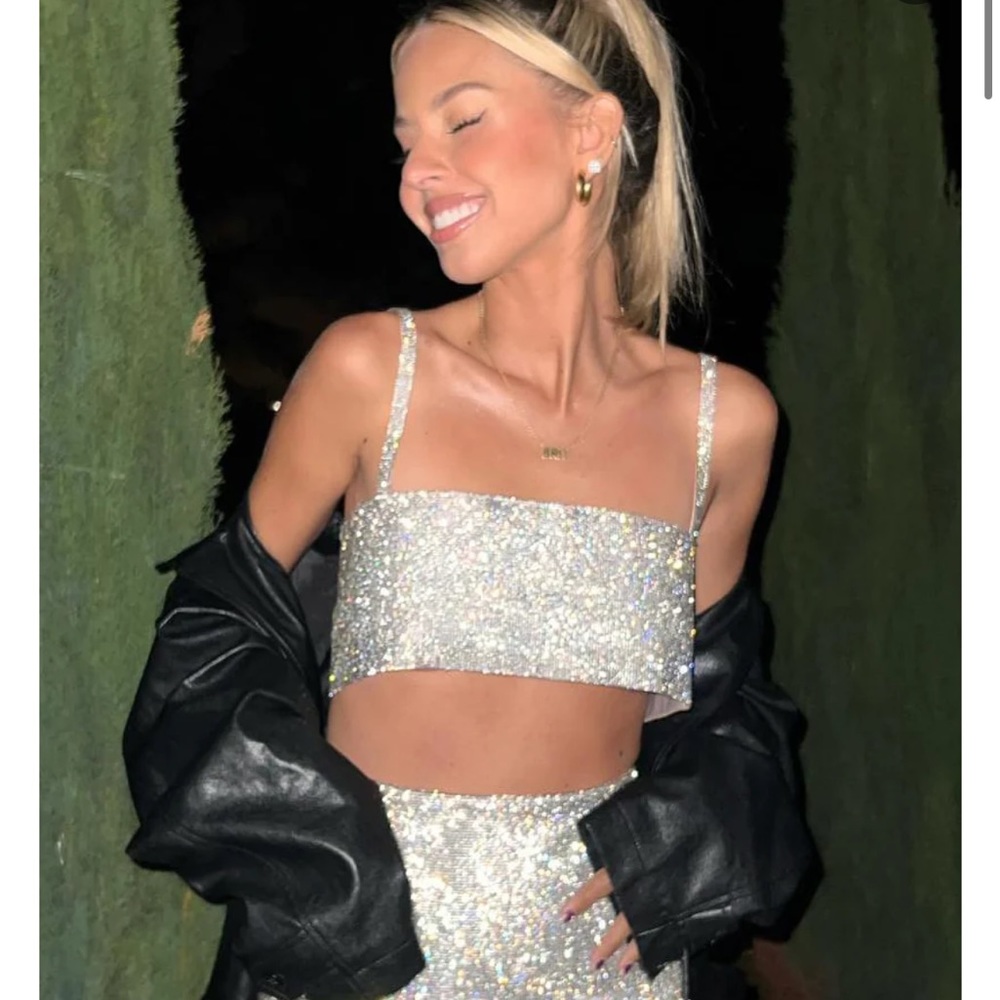 BNWT Breathtaking Crop Silver